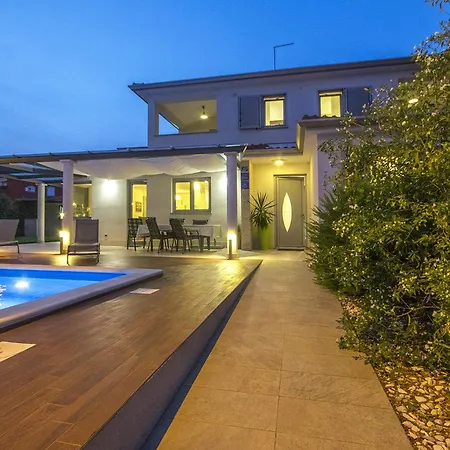Villa Family Paris *