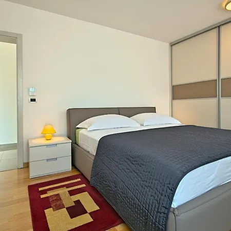Villa Family Paris Umag